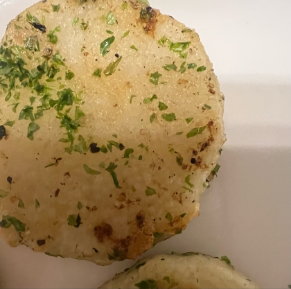 ポテチ越えの美味しさ！！山芋のり塩バタ〜