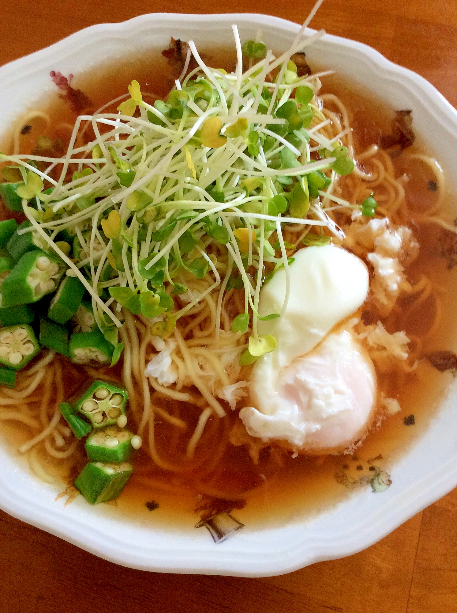 かいわれおくらラーメン