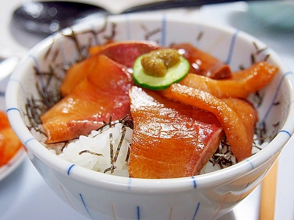 鰤の漬け丼