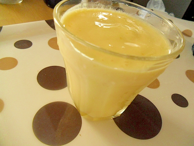 マンゴー豆乳ジュース