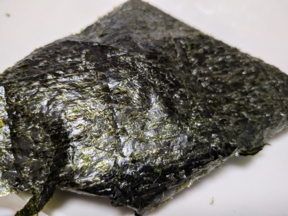 鰹節と醤油の塩おにぎり