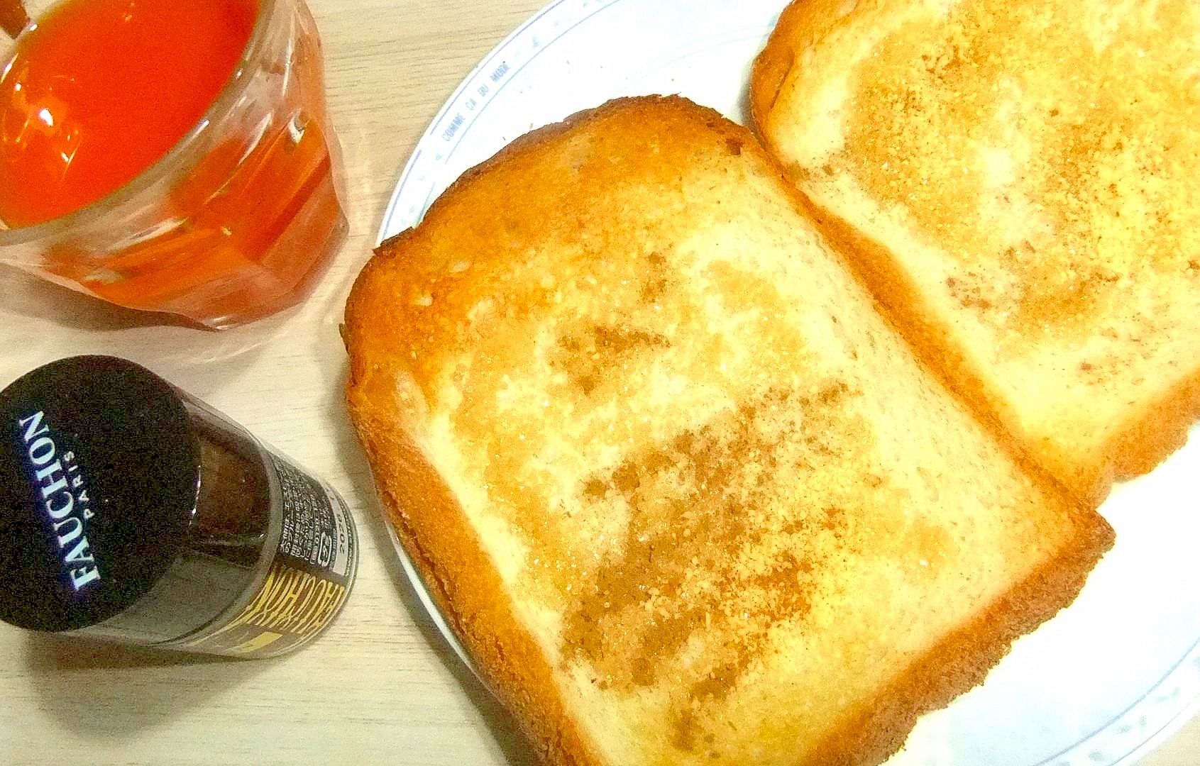 粉チーズとシナモンシュガートースト
