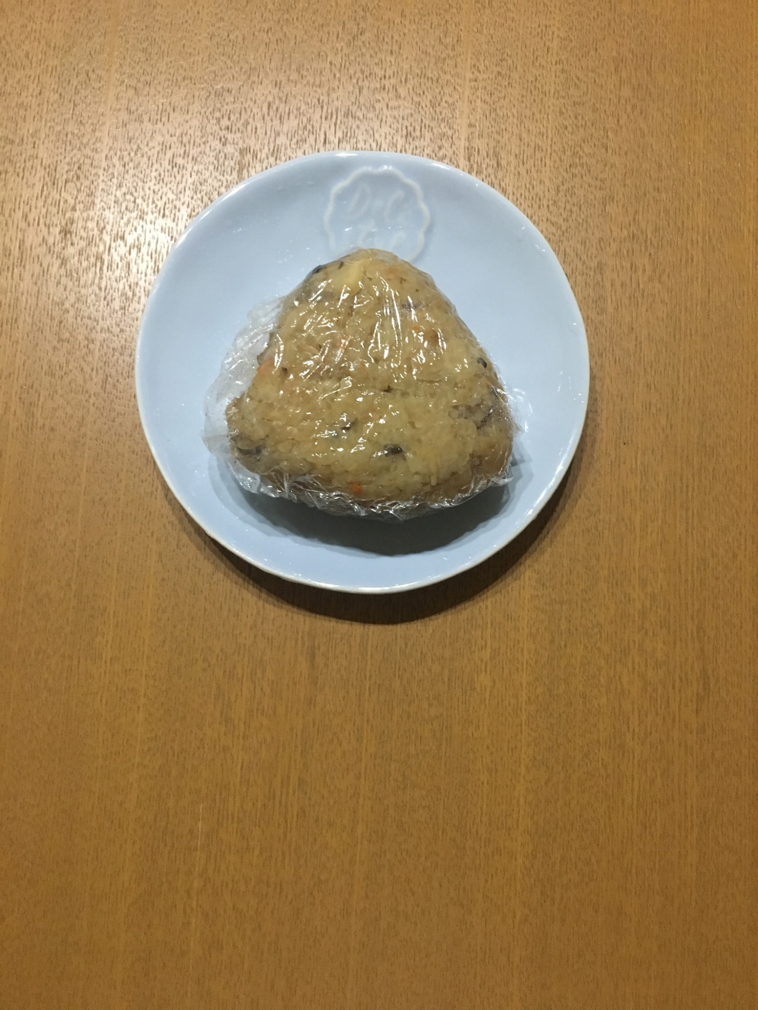 揚げ玉入り炊き込みご飯おにぎり