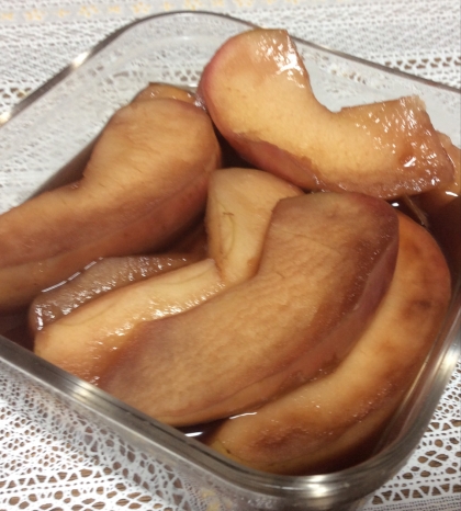 青森からお取り寄せしたりんごで作りました♡レンチンで簡単に出来て素敵ですね〜♡とっても美味しかったです♡レシピ有難うございました٩(๑❛ᴗ❛๑)۶