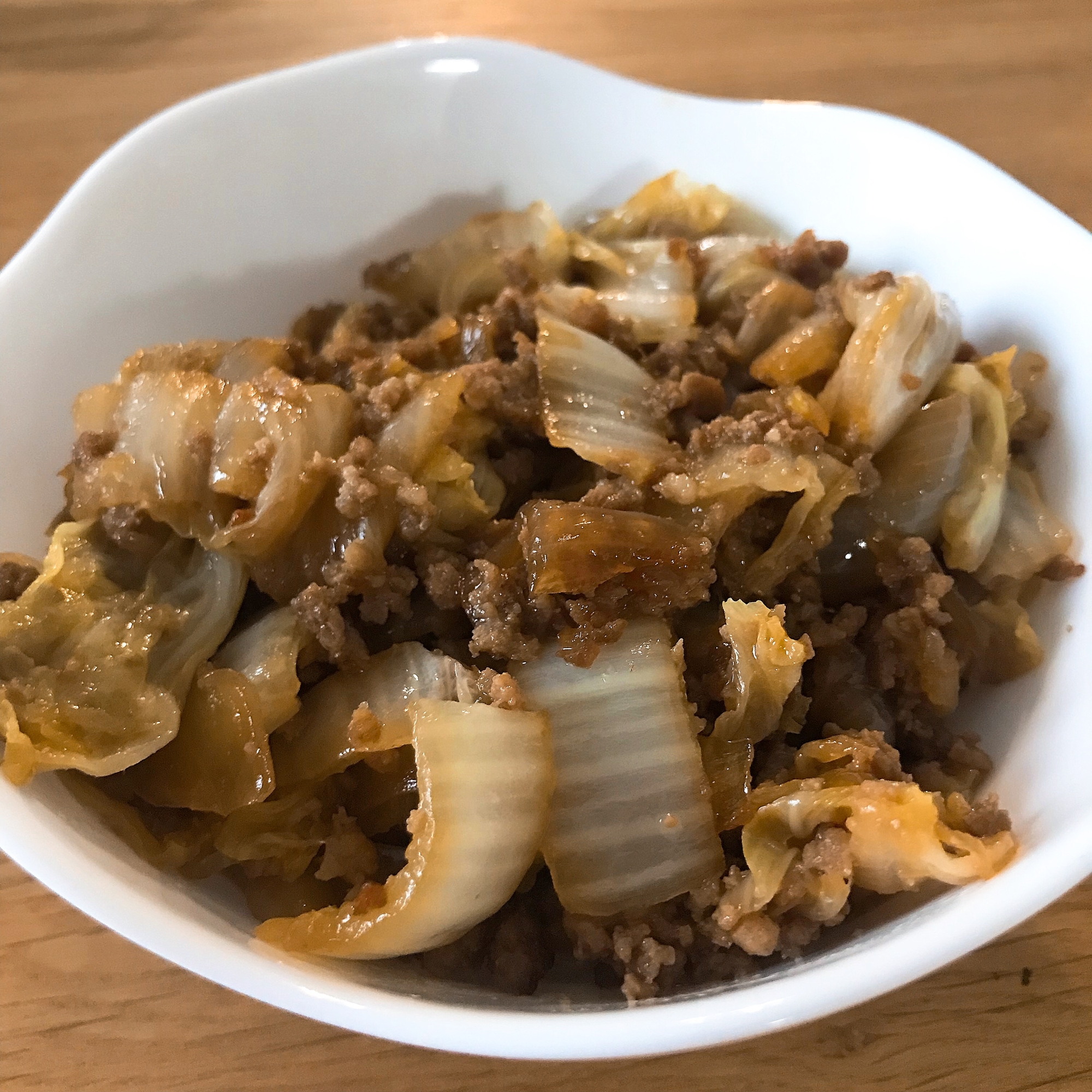 簡単！白菜とひき肉のすき焼き風炒め