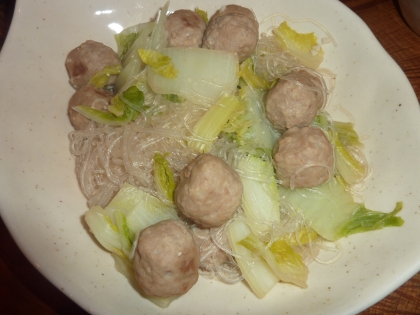 市販の肉団子と白菜春雨の中華煮