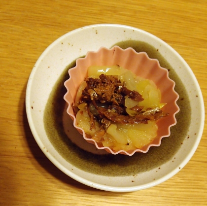 簡単♪サバ缶とたまねぎの炒め物