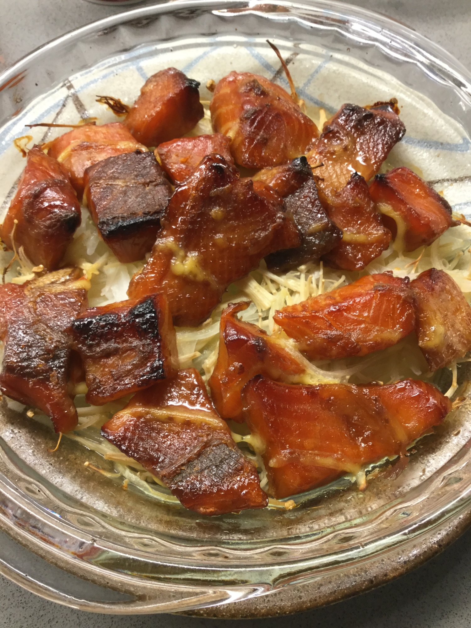 メープルスモークサーモンと玉ねぎのマヨネーズ焼き レシピ 作り方 By Sakurasaku桜 楽天レシピ メープルスモークサーモンと玉ねぎのマヨネーズ焼き レシピ 作り方 By Sakurasaku桜 楽天レシピ