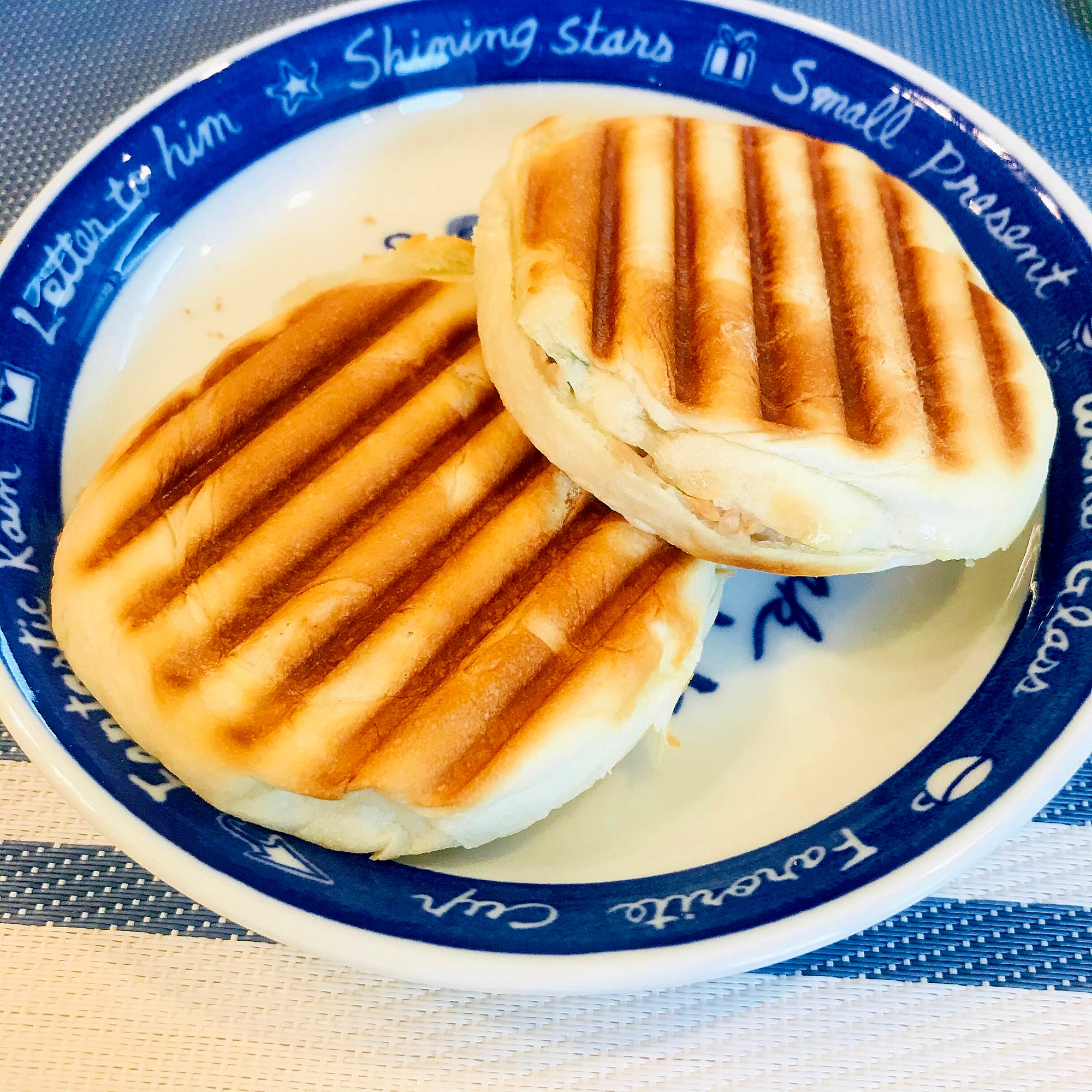 ツナときゅうりのパニーニ