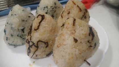 塩昆布・ごま・かつお節おにぎり