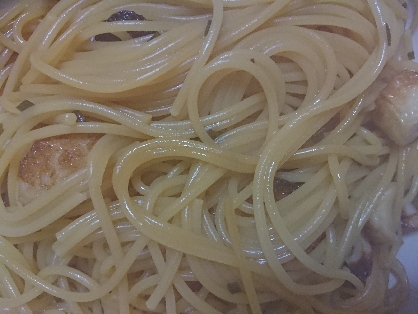 ほうれん草、ニラ、チクワの和風パスタ