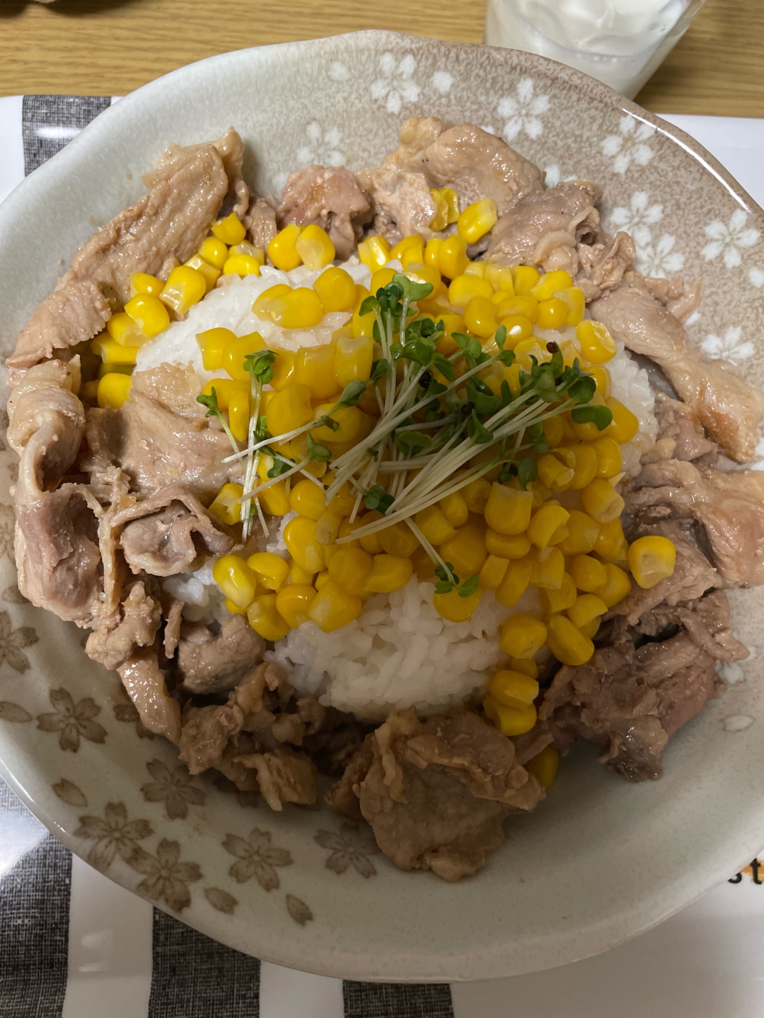 ペッパーランチ風(豚肉コーンブロッコリースプラウト