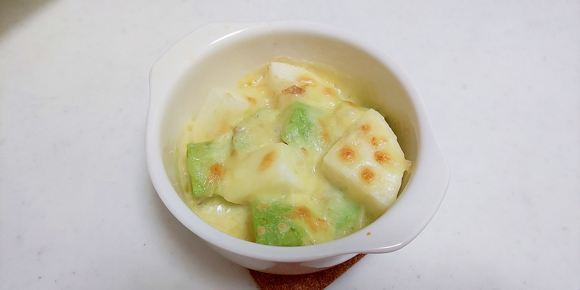 アボカドと長芋のチーズ焼き++