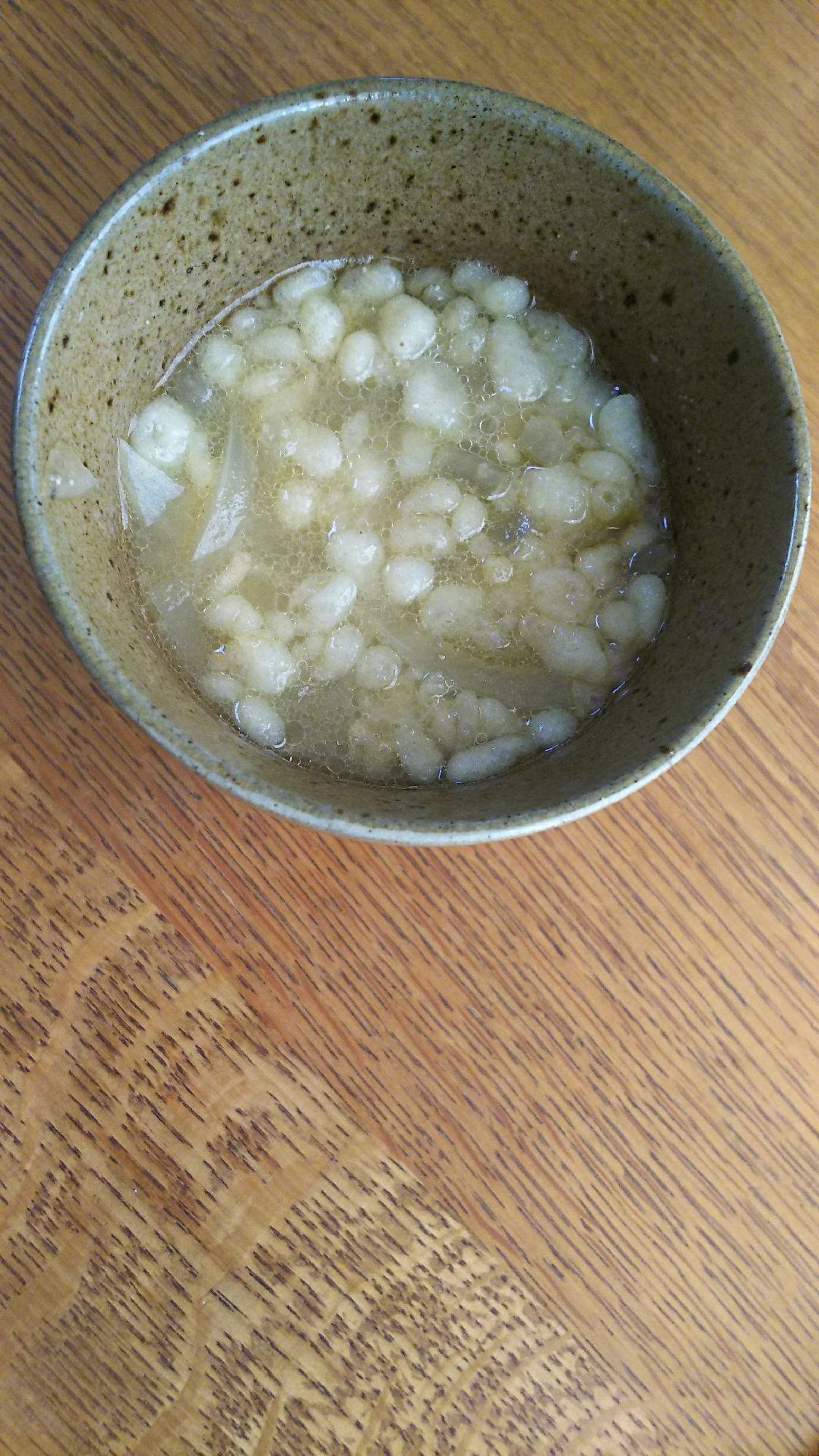 玉ねぎと生姜の天かすスープ