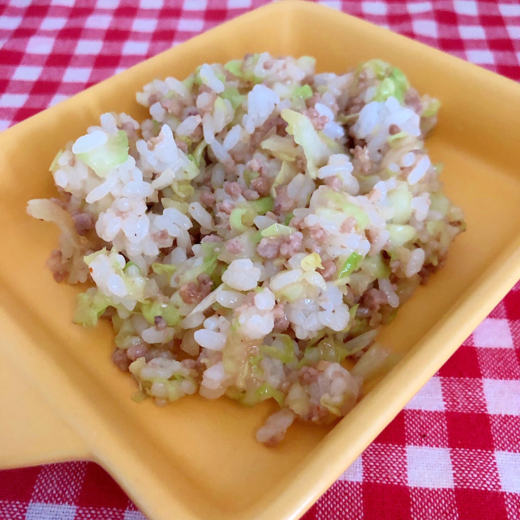 キャベツとひき肉の炒飯☆