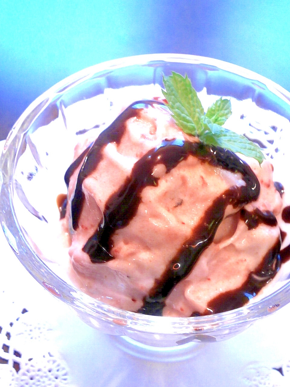 ヨナナス いちごバナナのチョコシロップがけ レシピ 作り方 By はちわれ413 楽天レシピ