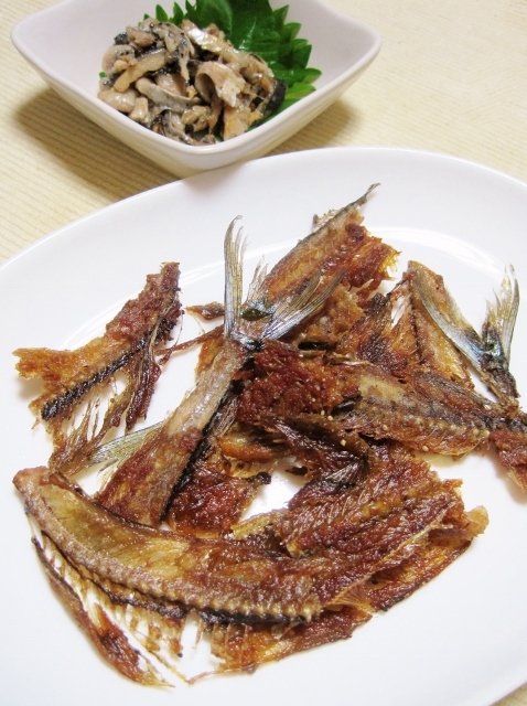 さんまの骨せんべい 皮おつまみ レシピ 作り方 By yamat 楽天レシピ さんまの骨せんべい 皮おつまみ レシピ 作り方 By yamat 楽天レシピ