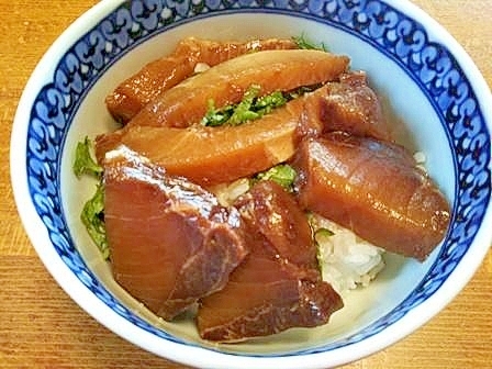 鰤の　漬け丼　おいしい！