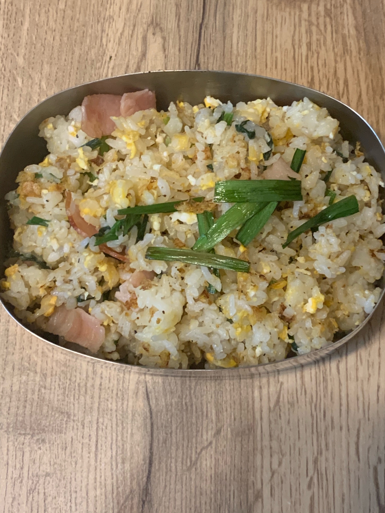 にらとベーコンのチャーハン