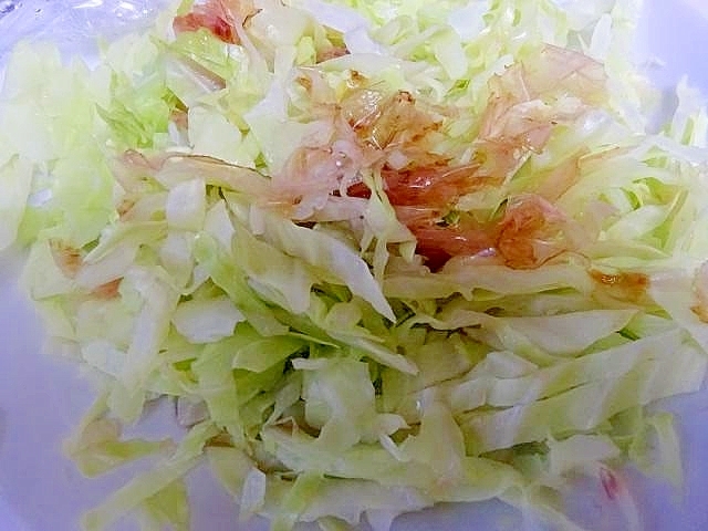 アミエビ♪キャベツレンジ蒸し