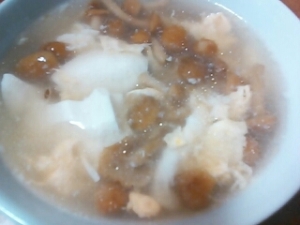 なめことお豆腐とたまごの中華スープ