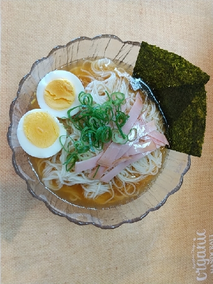 暑い日でもサラッと食べれる醤油ラーメンですね♪
とても美味しかったです☆
レシピありがとうございます♪