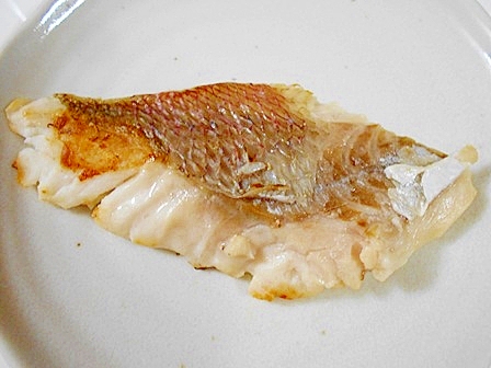 フライパンで　☆　鯛の塩焼き