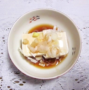 冷奴（生姜・ねぎ・甘めだし醤油）