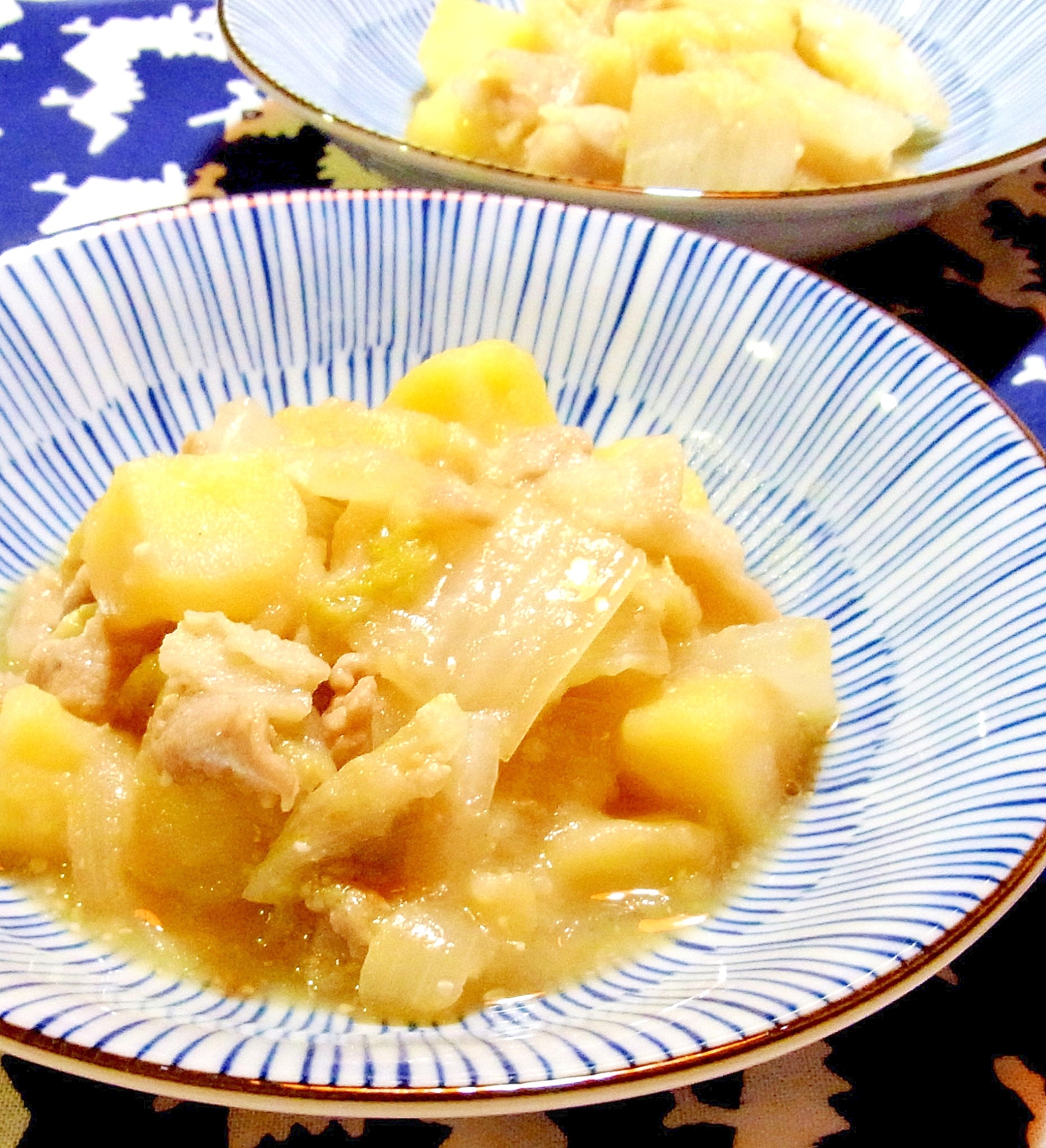 じゃがいもと白菜と豚肉のあっさり味噌煮