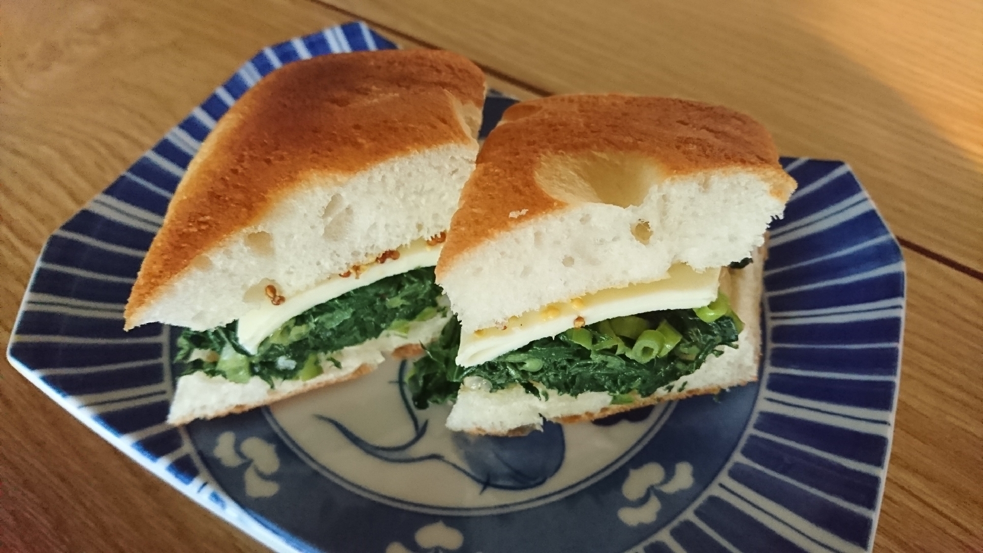 空芯菜のサンドイッチ