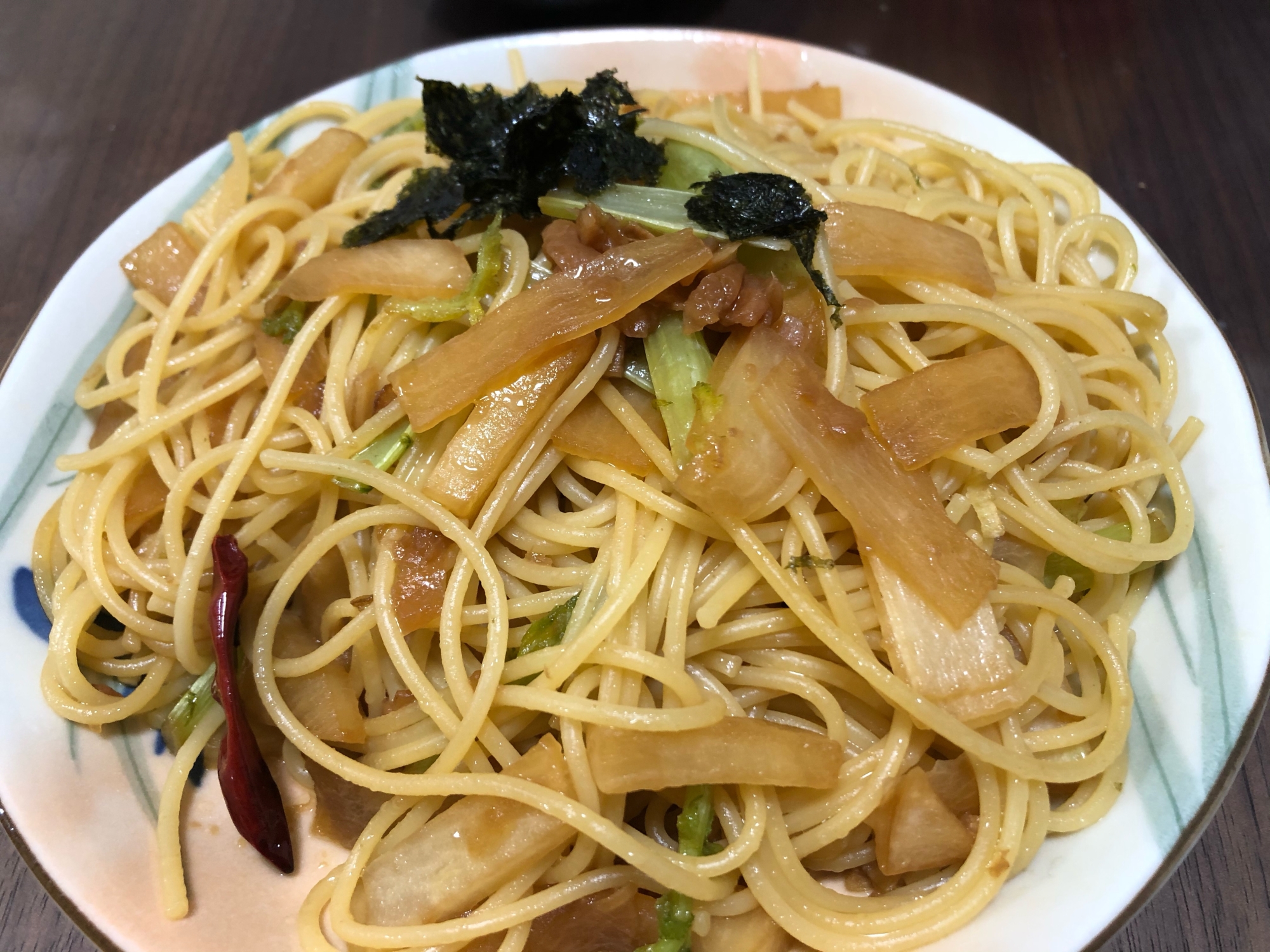 梅干しと大根のバター醤油パスタ