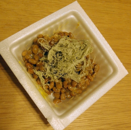 とろろ昆布も納豆に合いますね。美味しかったです。ご馳走様☆