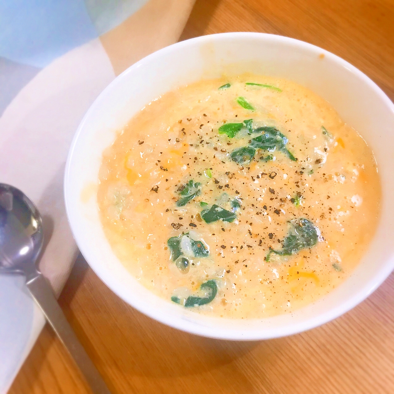レンジで簡単 残りご飯とほうれん草の卵リゾット レシピ 作り方 By Maru Maru 楽天レシピ