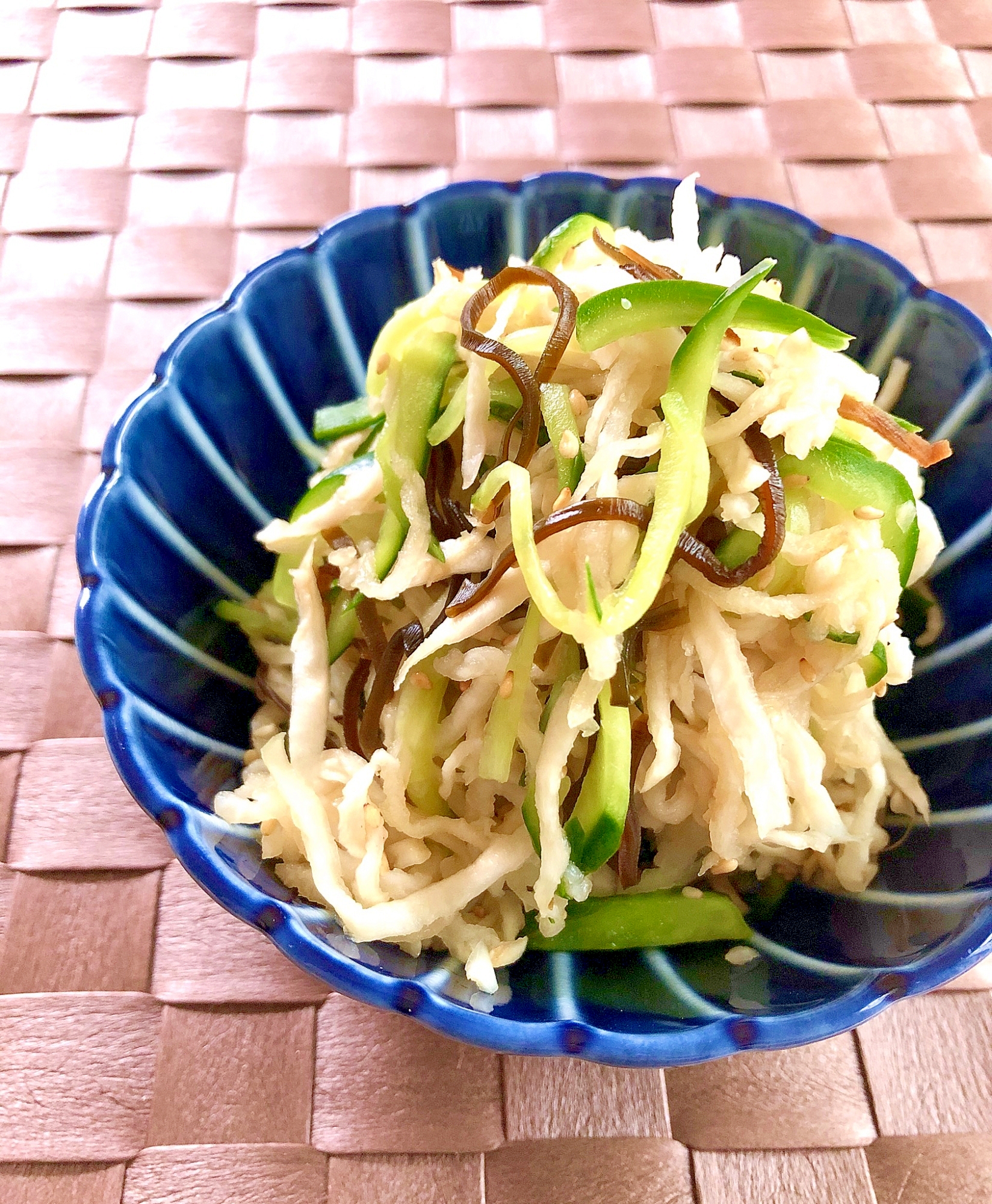 ポリポリ♪切り干し大根ときゅうりの塩昆布酢和え