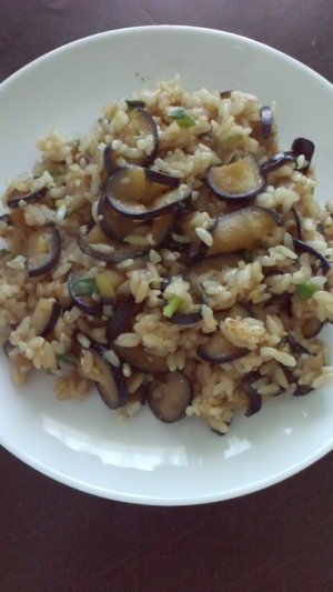 茄子の味噌チャーハン