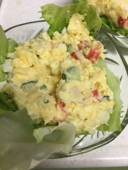 潰しすぎてしまい、じゃがいもの原形がありませんが…美味しく出来ました♪♪カニカマもプラスしてみました♪ヽ(*´∀`)ﾉ