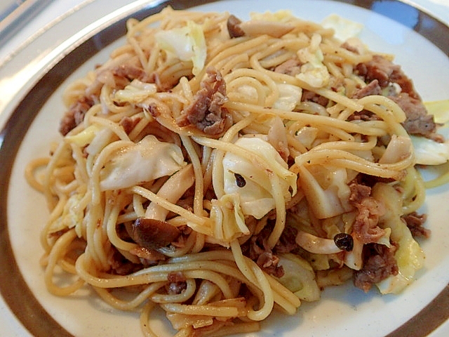 焼き肉のたれ＆マヨで　牛肉と野菜の焼きそば♪