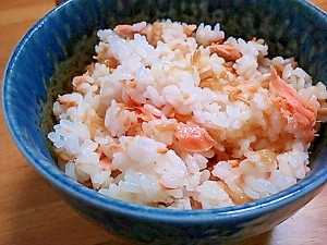 シャケとなめ茸の簡単混ぜご飯(＾＾)