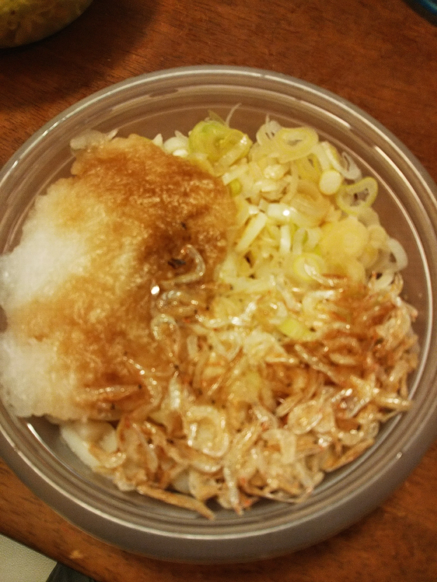 素干しエビと白ネギのおろしポン酢うどん