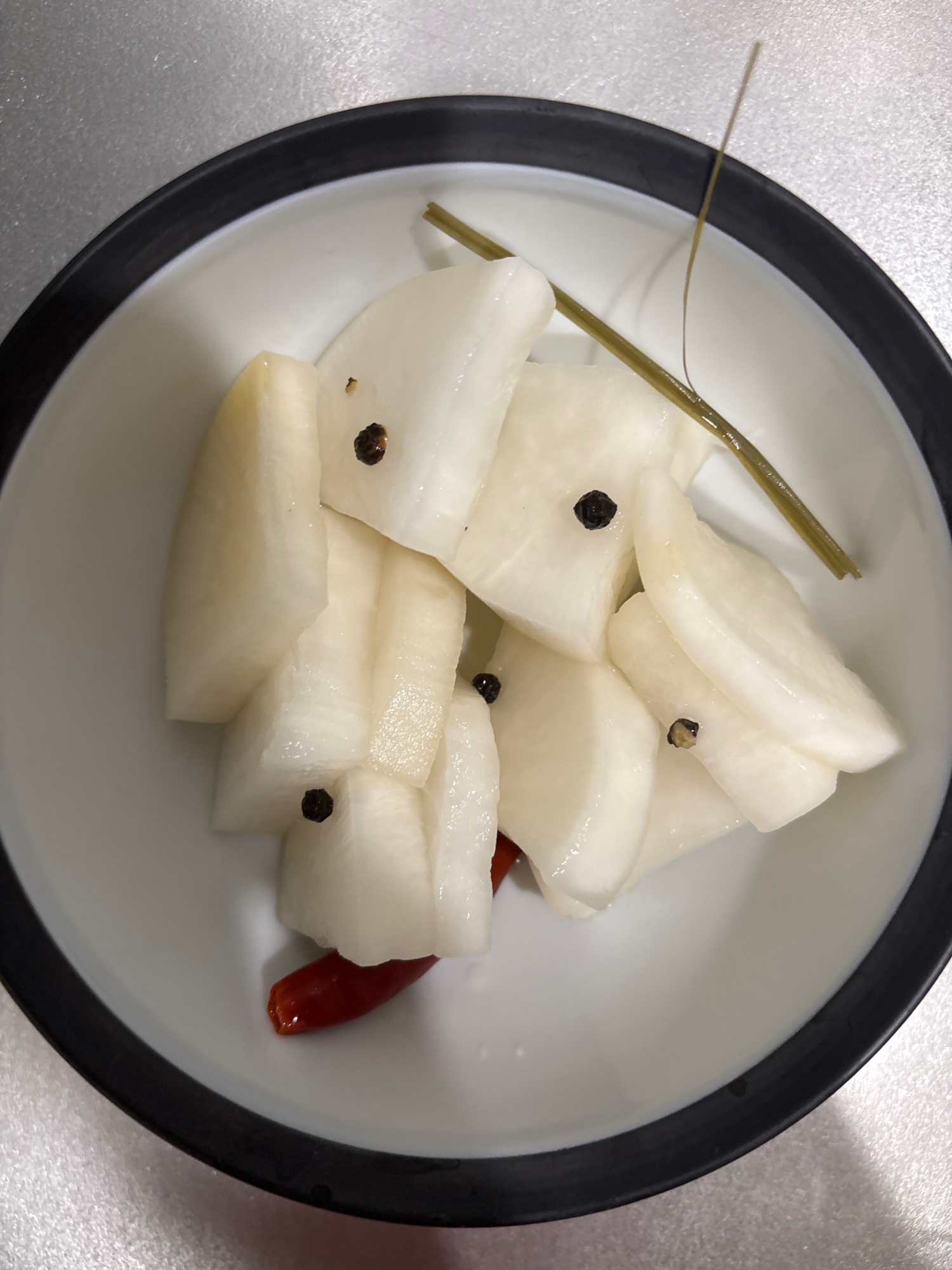 保存袋で作る大根のピクルス