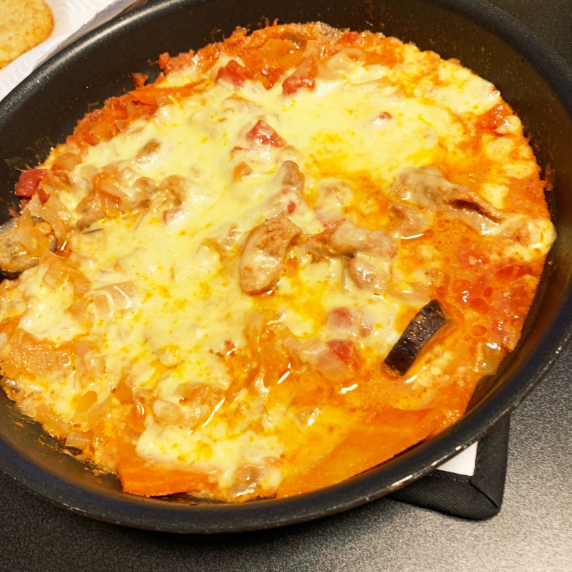 フライパンで手抜き!クリームトマト煮☆