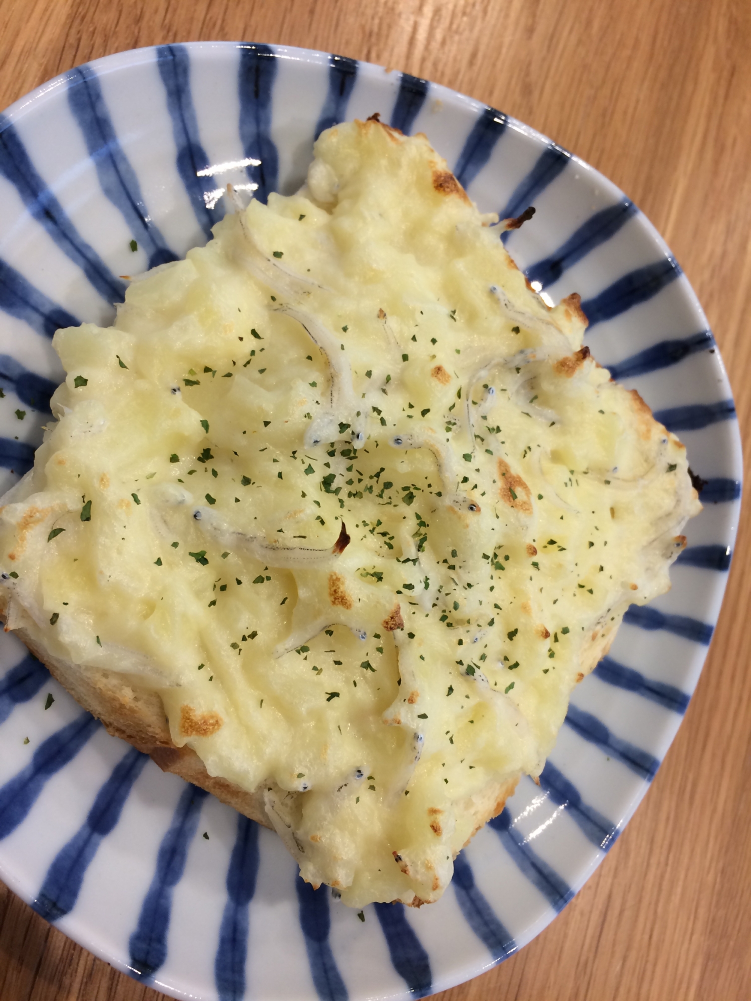 幼児食！じゃがいもとしらすトースト