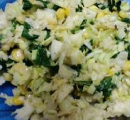 鶏そぼろと細ねぎで卵チャーハン