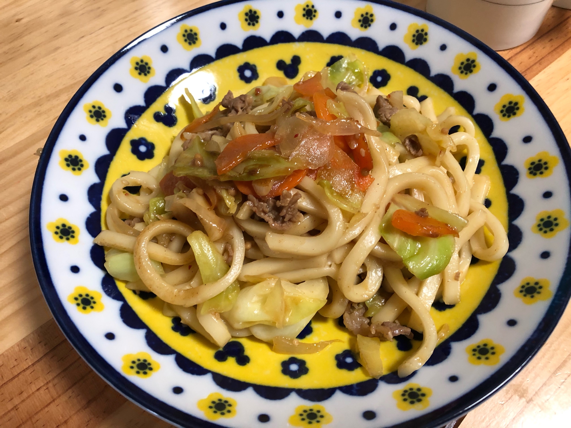 野菜たっぷり和風しょうゆ味の焼うどん