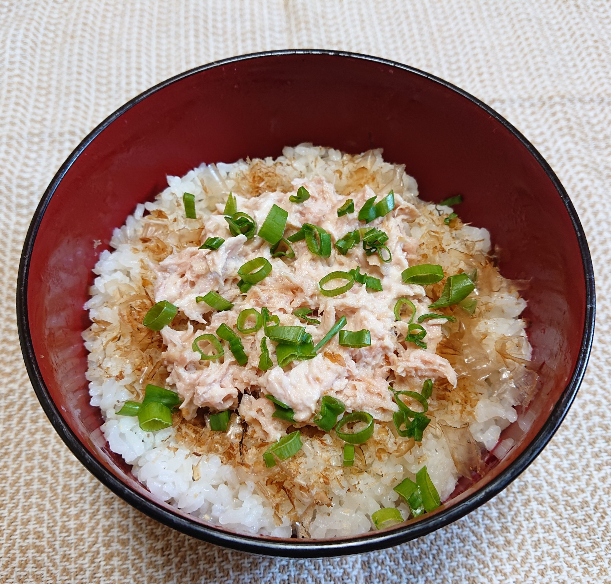 ツナマヨねこまんま丼