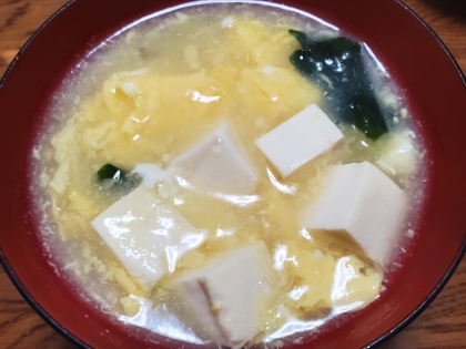 ふわふわ卵の豆腐スープ