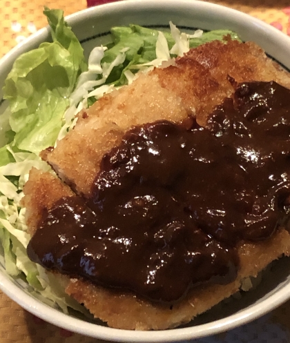 メンチ味噌かつ丼