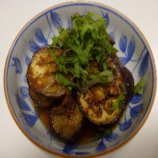 YAMAT☆さん、こんにちは～♪
大好きなお茄子レシピ(*~~*)。お酢のお蔭でさっぱり、梅のおつゆにしっかり漬かりました！夕飯が楽しみです♬ありがとう～☆