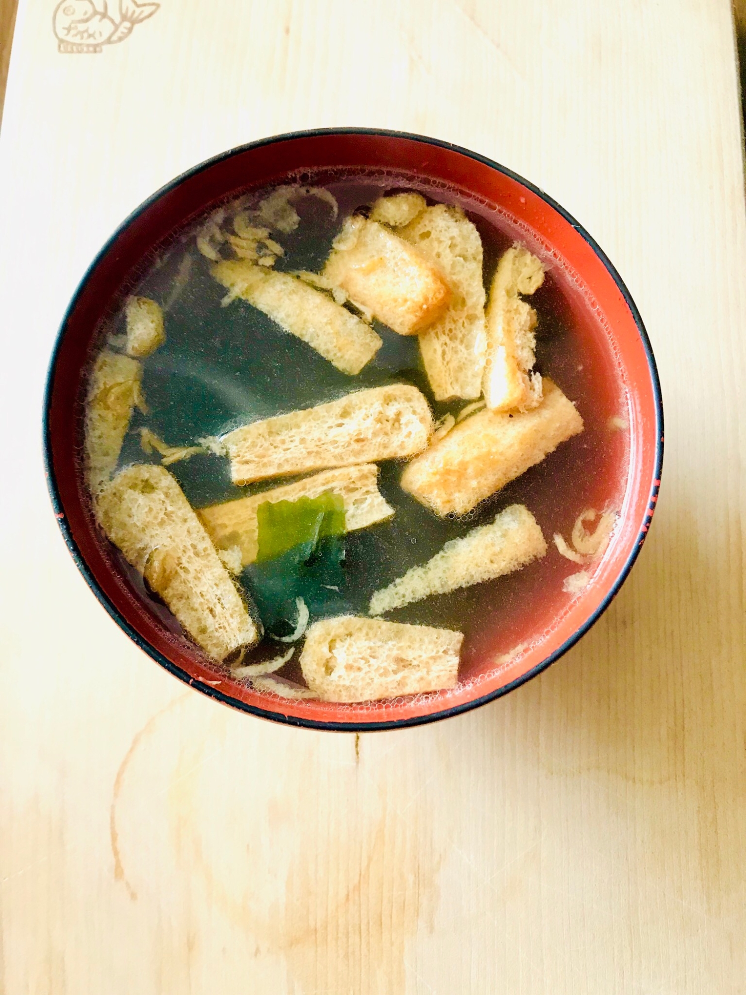 【簡単時短】揚げとワカメのあったか生姜スープ
