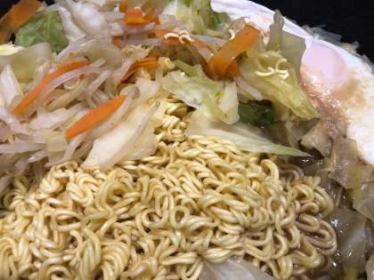 簡単⭐️鍋ひとつ✴️焼きラーメン！